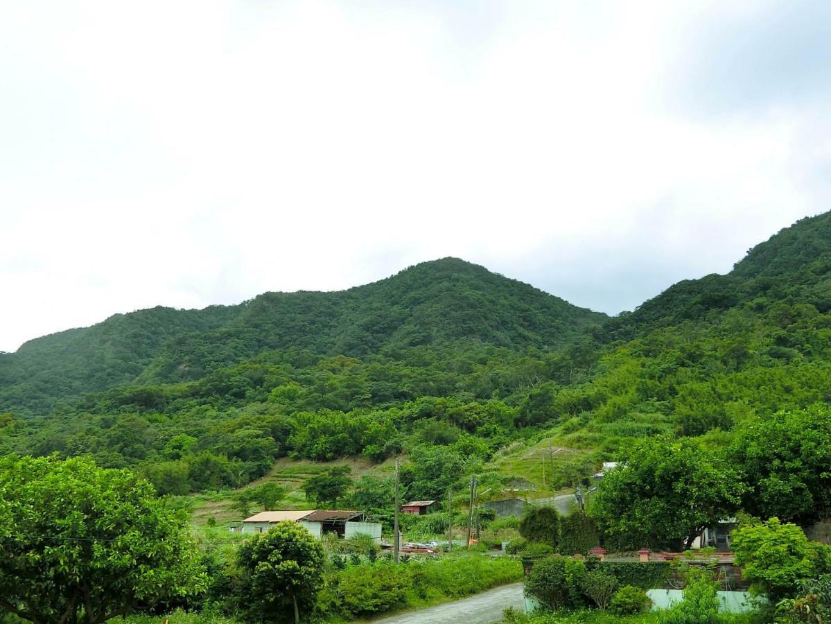 Migratory Birds Hotel Тоучэн Экстерьер фото